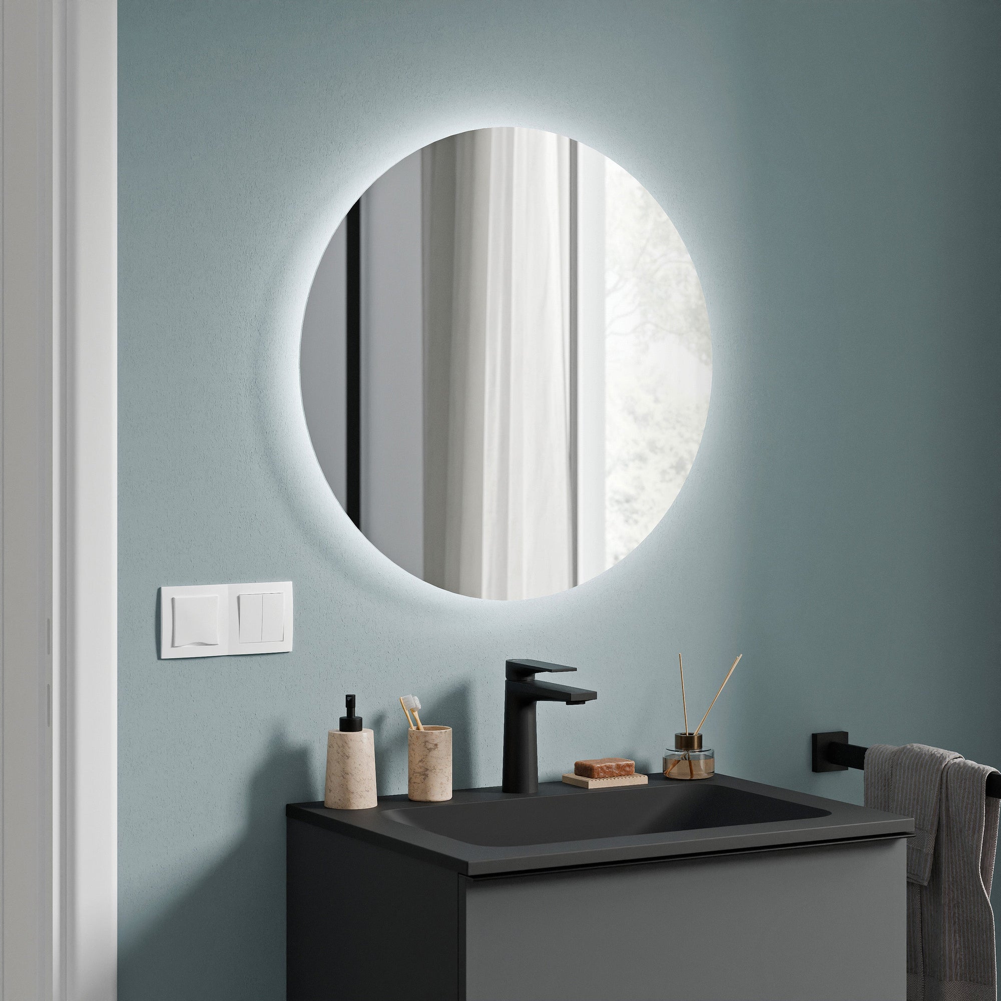 Ensemble de meubles de salle de bain AVA 60 cm avec lavabo